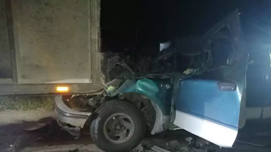 Chetumal Vehículo impacta contra tráiler, deja sin vida a bebé