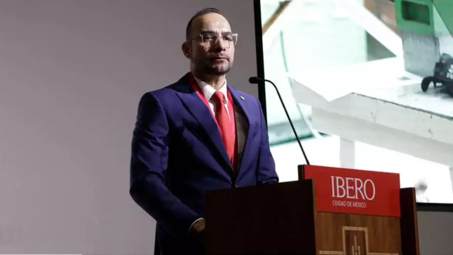 Dr. Luis Arriaga Valenzuela, S. J, Rector de la IBERO campus CDMX.