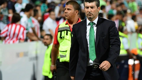 ‘Chepo’ de la Torre, Sven Göran Eriksson, Hugo Sánchez son algunos de los entrenadores que han fracaso en la Selección Azteca