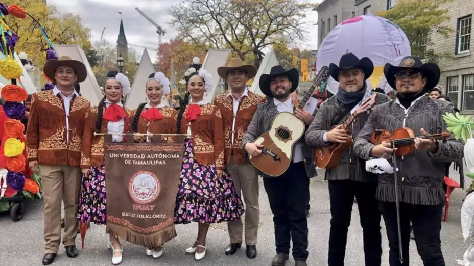 Artistas de la UAT participan en Festival de Día de Muertos en Canadá
