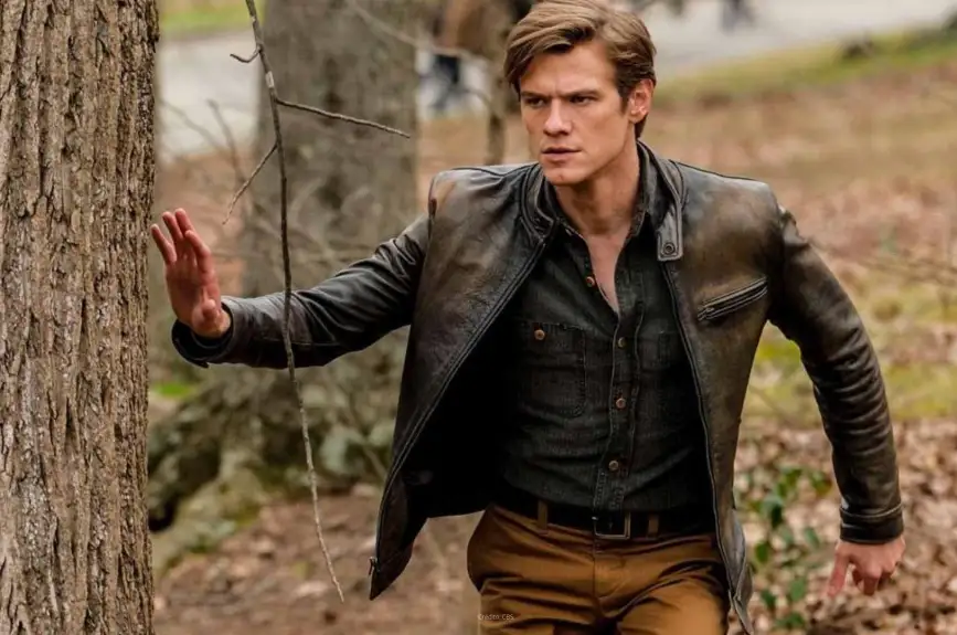 Lucas Till MacGvver