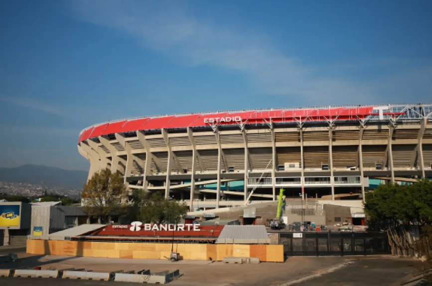 El exterior del Estadio Banorte