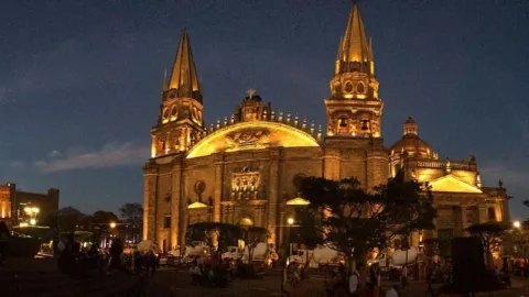 Catedral de Guadalajara en la noche Centro Histórico de Jalisco