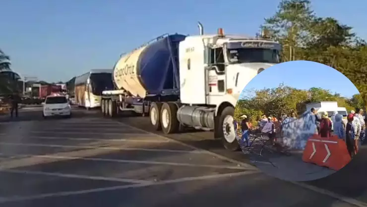 ¡Precaución! Bloquean carretera 307 Chetumal- Cancún hoy 24 de mayo.jpg