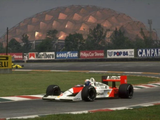 Autodromo Hermanos Rodríguez por qué