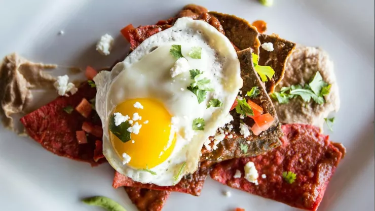 ventajas-desventajas-comer-chilaquiles-mañanas.jpg