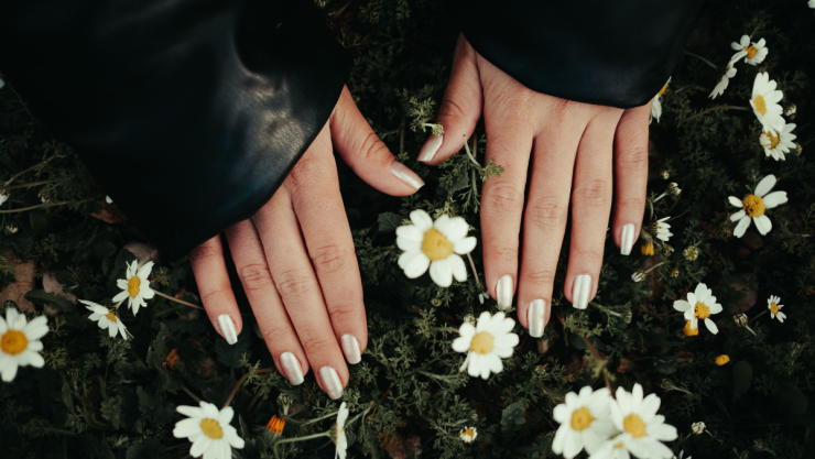 /estilo de vida/como-rejuvenecer-manos-manicura
