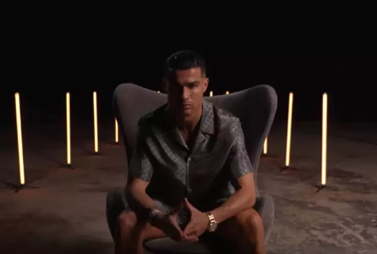 ¡Tiembla Mr. Beast! Cristiano Ronaldo lanza canal de YouTube y rompe récord en horas.jpg
