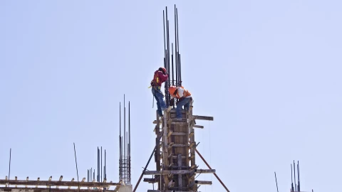 Albañiles podrán profesionalizarse en curso virtual de la UNAM