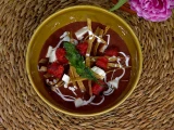 Sopa de frijol con chistorra