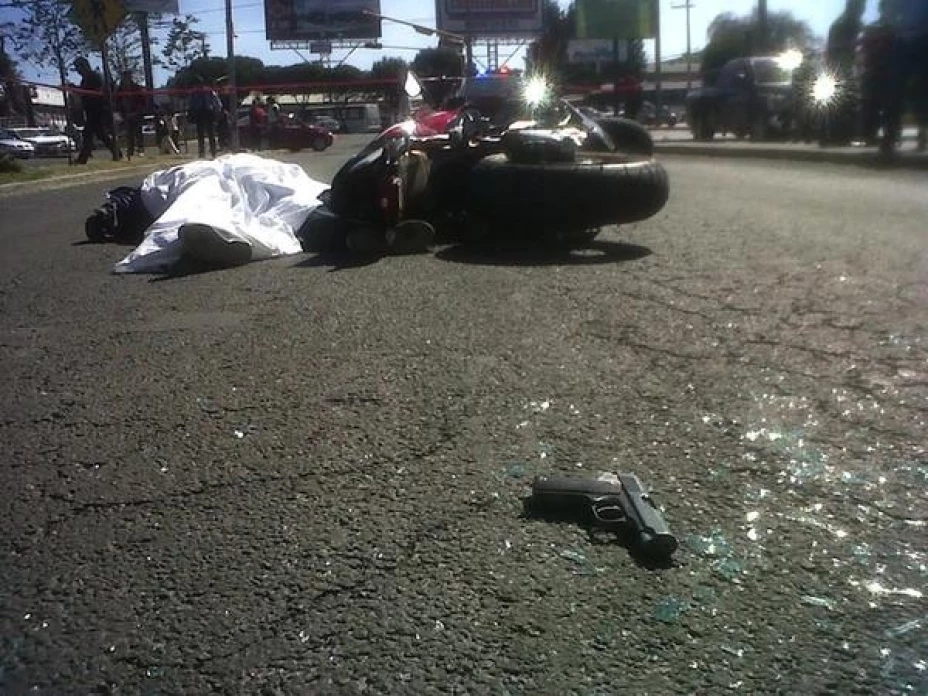 Uno de los presuntos delincuentes murió