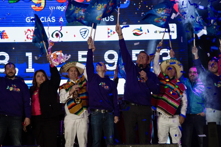 Gracias a tu apoyo, Juguetón Azteca superó la meta
