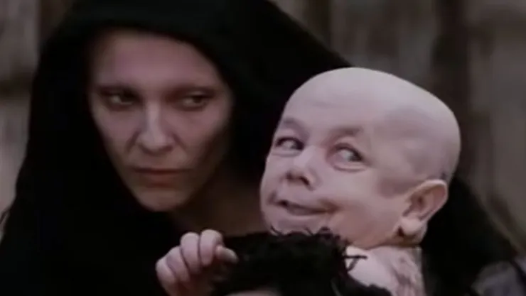 Bebé demonio de la película La Pasión de Cristo actualmente