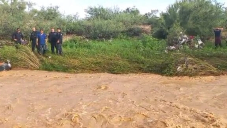 niños sonora arroyo.jpg