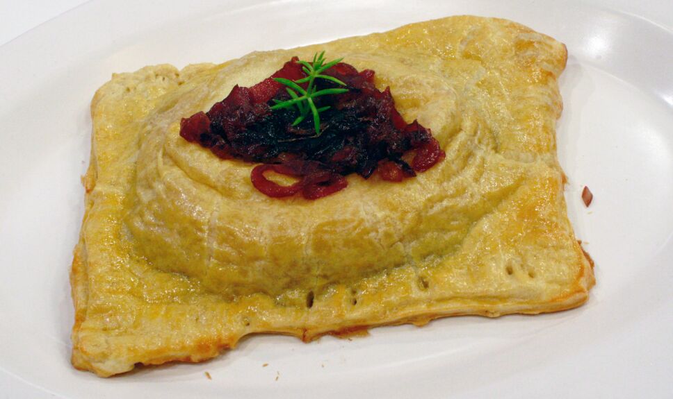hojaldre con queso y cebolla, que hay de comer