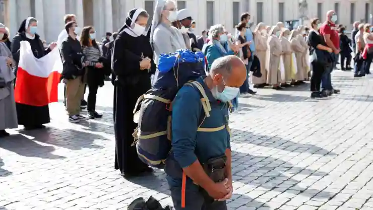 vaticano aplica pruebas gratis covid-19.jpg