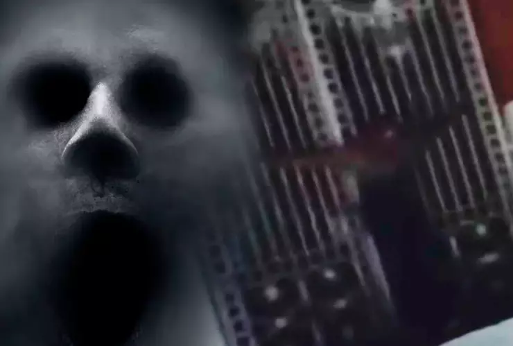 FANTASMA EN PANTEÓN