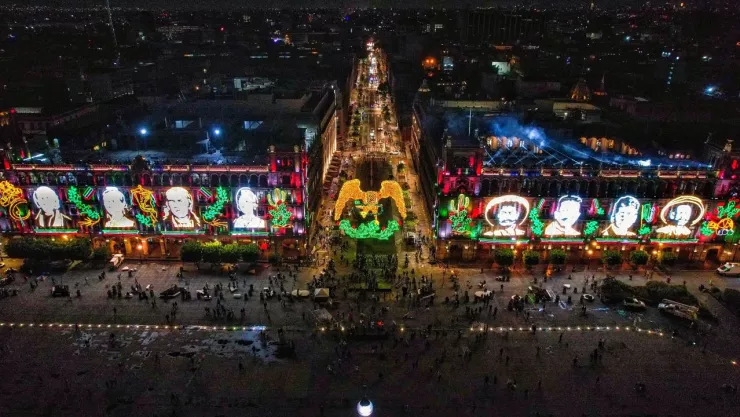 Alumbrado del Zócalo de la CDMX