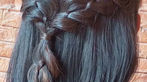 Los mejores peinados para el 15 de septiembre: trenza fácil para el 15 de septiembre