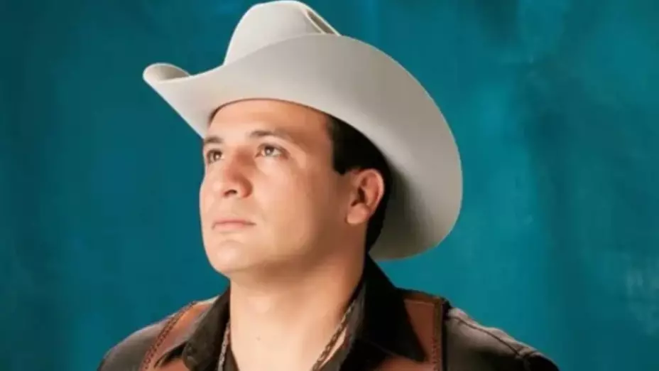Asi fue el último concierto de Valentín Elizalde en 2006.