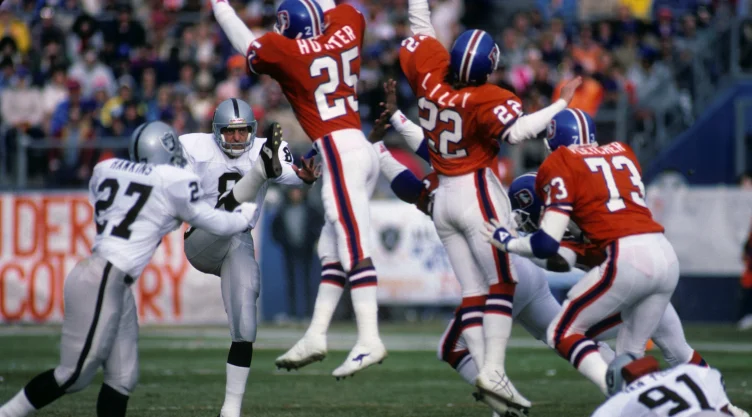 Ray Guy, primer pateador en entrar al Salón de la Fama de la NFL