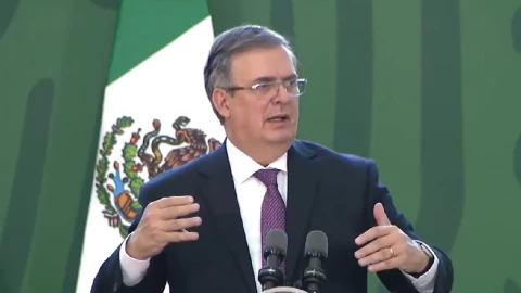 mexicanos Ucrania Ebrard