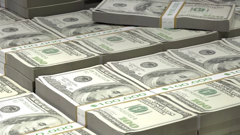 Pila de millones de dólares