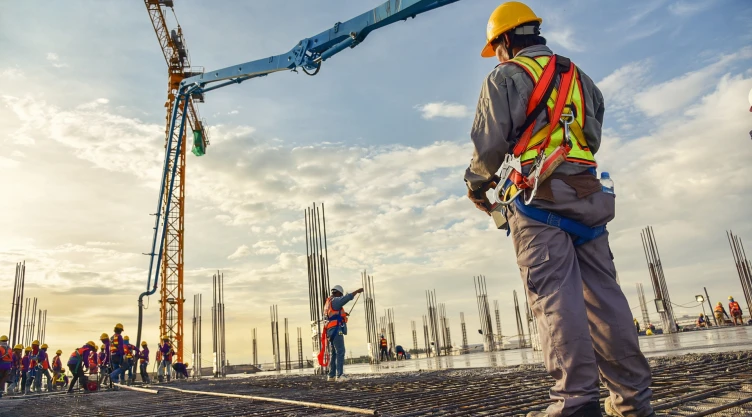 El salario de un trabajador de la construcción en California
