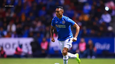 Yoshimar Yotún Cruz Azul