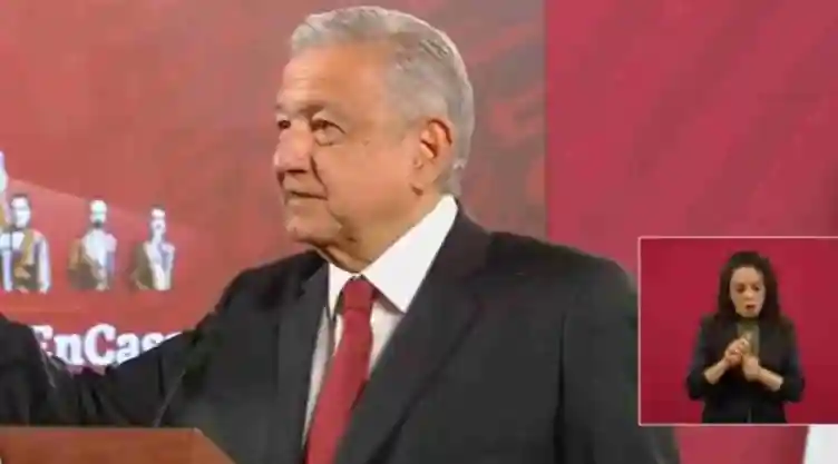 amlo-garcia-harfuch-intocables-ayotzinapa (1).jpg