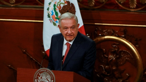 casa-blana-critica-amlo