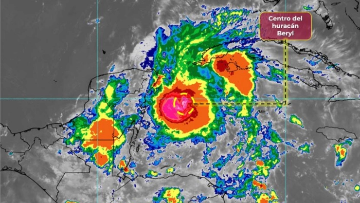 El huracán “Beryl” se intensificó a categoría 3.