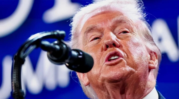 Trump-da-ultimátum-a-Irán_-en-10-o-15-días-habrá-acuerdo-o-acción-militar-de-EU.webp
