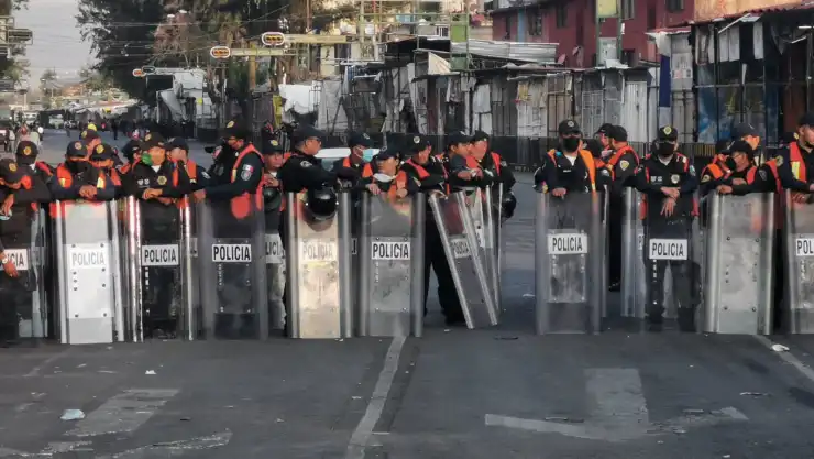 OPERATIVO POLICIACO EN TEPITO.jpeg