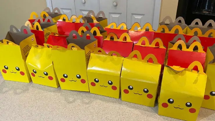 cajita feliz pokemon .jpg