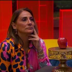 ¡Manzana de la TENTACIÓN! Es el turno de Azalia Ojeda para ser puesta a prueba en La Granja VIP; esto le ofrecieron.jpg