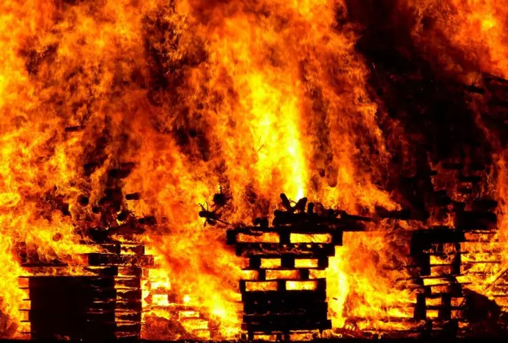 ¡Tragedia! Reconocida actriz muere calcinada tras un incendio en su casa; hubo una falla en la red eléctrica