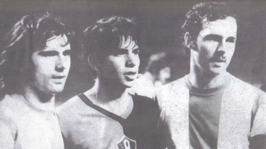 Atlas vs Bayern Müller Beckenbauer.