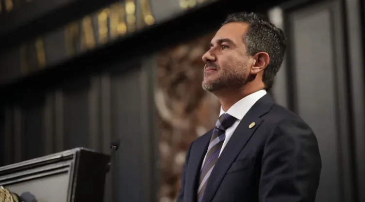 Yunes Márquez ha sido cuestionado tras unirse a Morena.