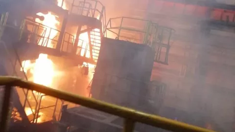 Explosión en planta de AHMSA, Coahuila, deja 11 lesionados