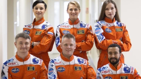 Rusia sirius-2021 luna