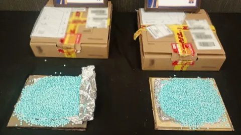 Hallan fentanilo en paquetería de Culiacán