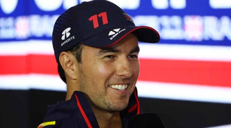 Checo Pérez en el GP de Gran Bretaña