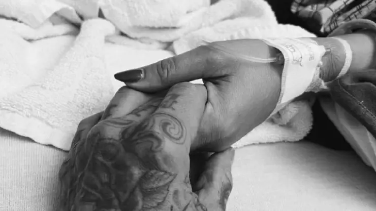 Kourtney Kardashian es sometida a cirugía fetal de emergencia