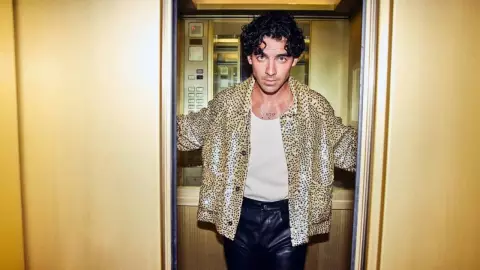 Joe Jonas regresa con nuevo álbum