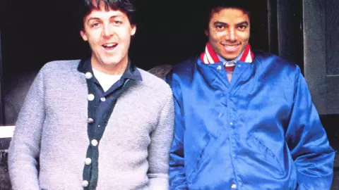 Michael Jackson compra la compañía editora de canciones ATV