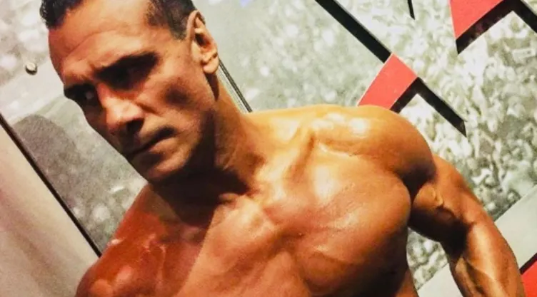 patron-alberto-del-rio-cuanto-ganaba-amateur-la-granja-vip.jpg