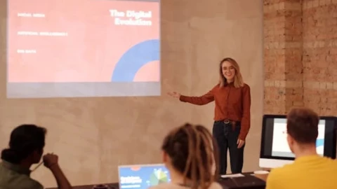 Día-internacional-de-la-educación-2025-potencial-y-riesgo-de-la-IA-según-la-UNESCO