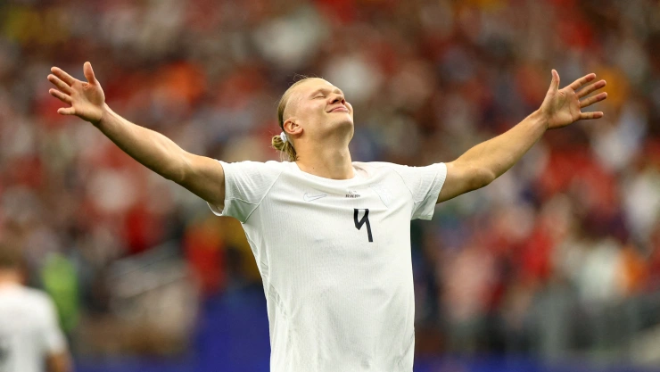 Erling Haaland festeja el pase de Noruega a los octavos de final del Mundial 2026.