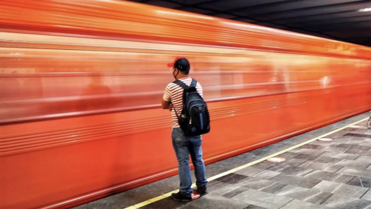 Metro CDMX línea 8 muerte